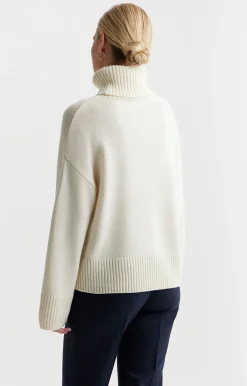 Gładki sweter z golfem^Vistula Fashion