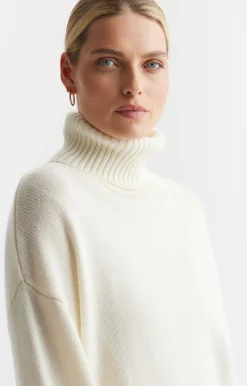 Gładki sweter z golfem^Vistula Fashion