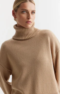 Gładki sweter z golfem^Vistula Fashion